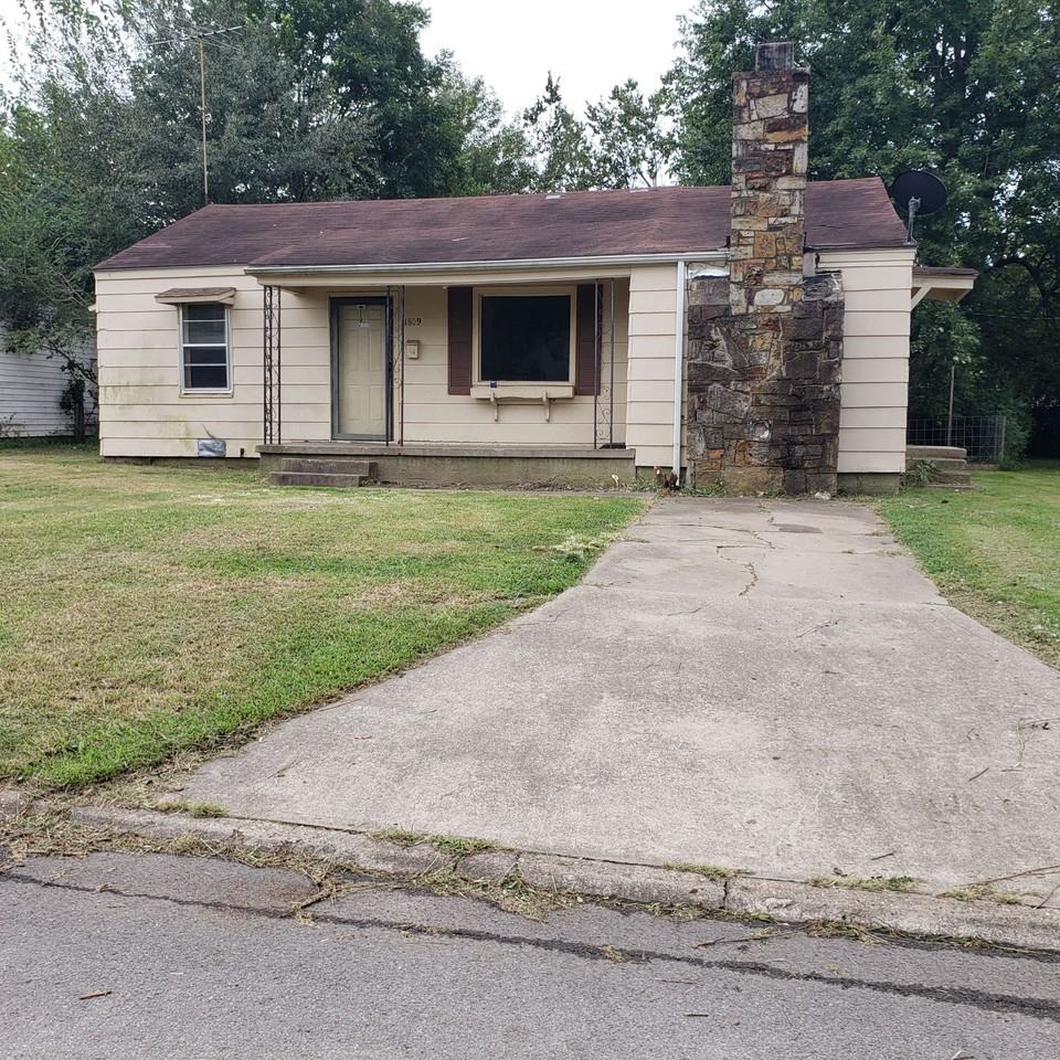 1609 Avondale St - Photo 2 of 27