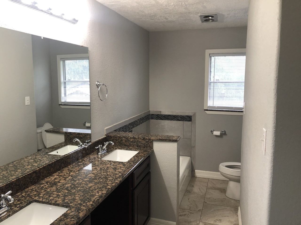3250 Ash Ave - Photo 3 of 6