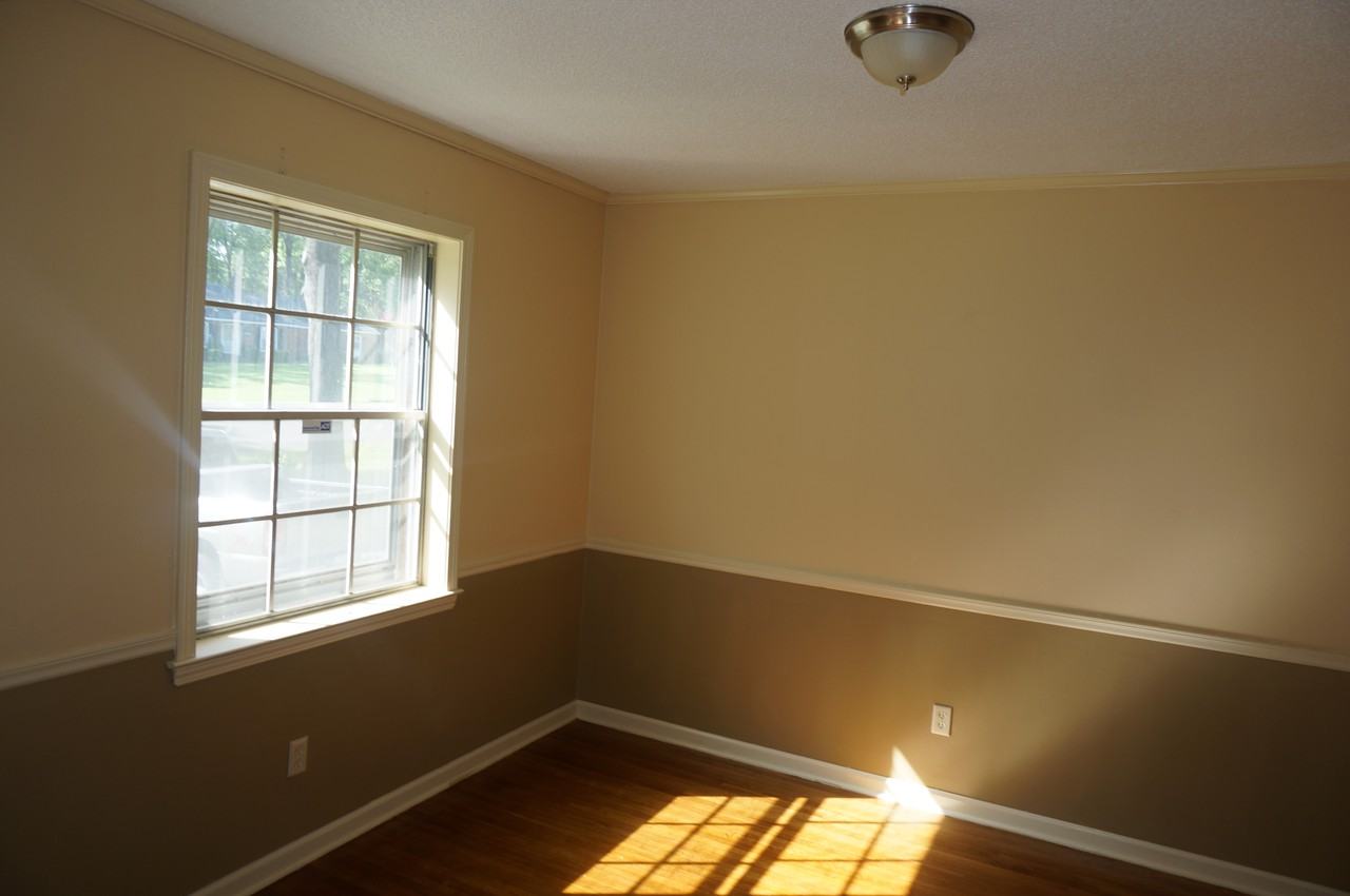 3002 Scotland Rd - Photo 5 of 23