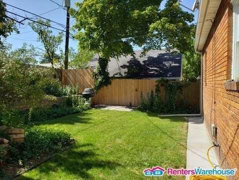 1632 E Yale Ave - Photo 3 of 10