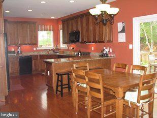 23017 Holloway Court - Photo 3 of 14