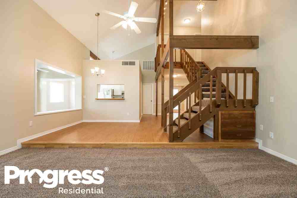 1048 W Pebble Beach Cir - Photo 3 of 17