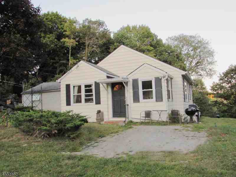 16 Mattison Rd - Photo 2 of 11