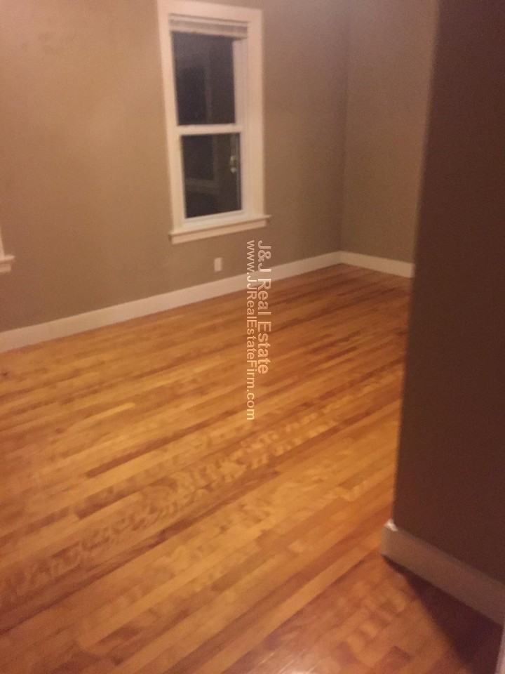 11 Pratt St. 2 - Photo 2 of 7