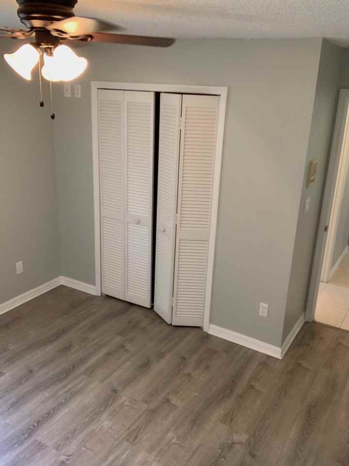 39204 Tacoma Dr - Photo 3 of 20