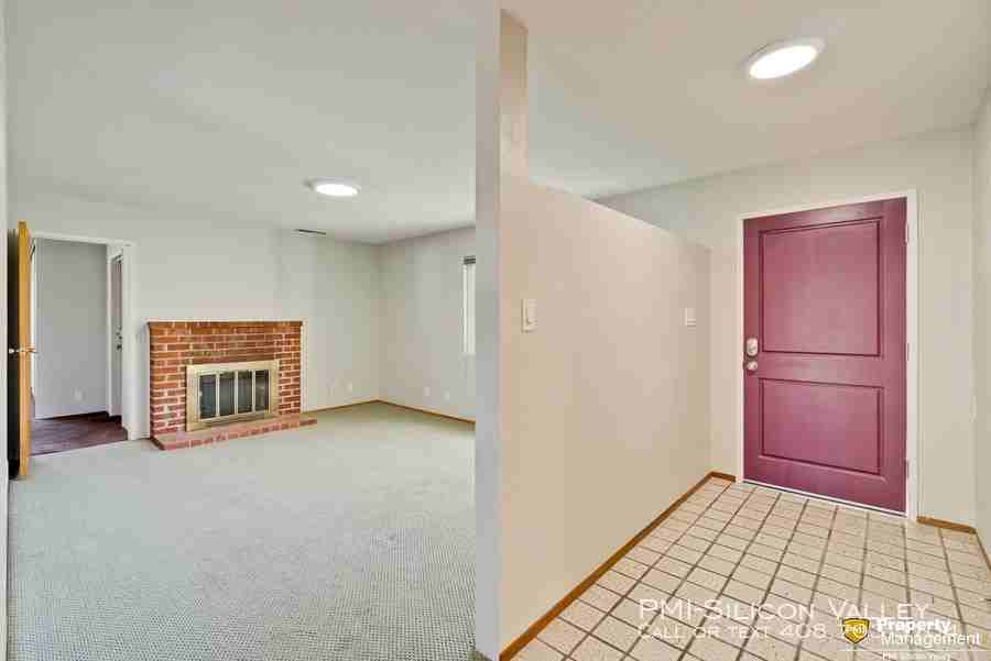 20621 Canyon View Dr - Photo 3 of 26