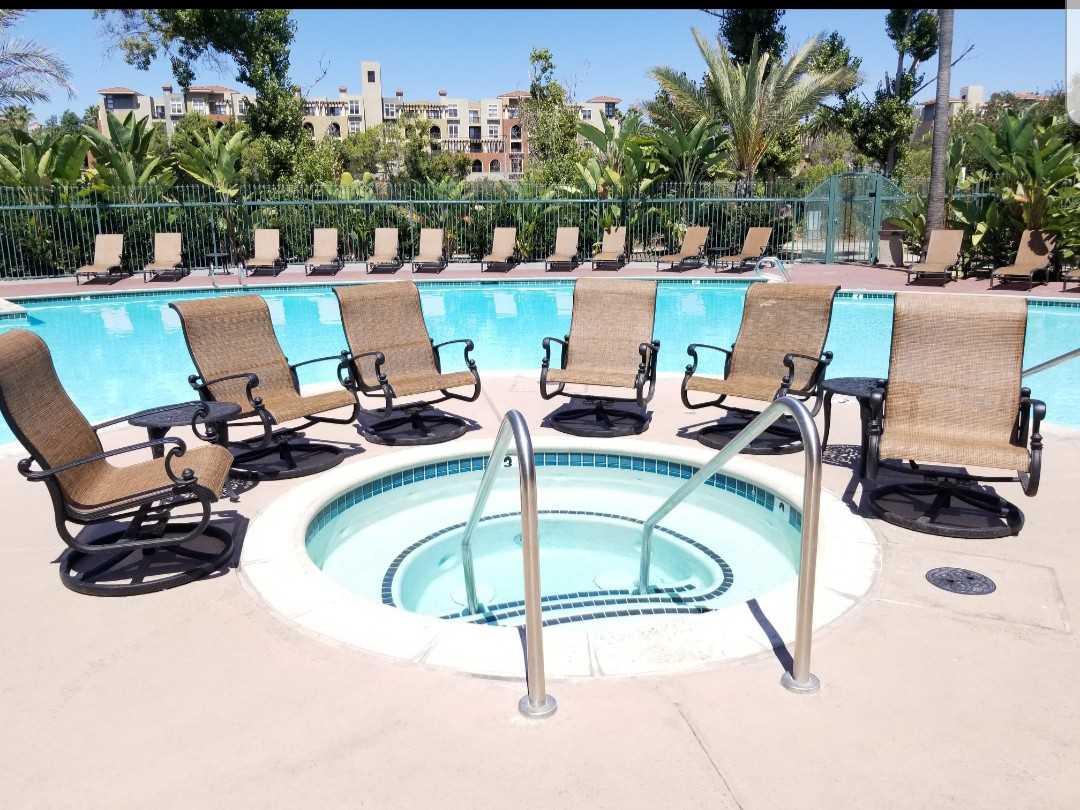 1950 Camino De La Reina #201