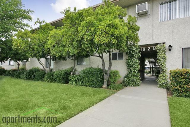 Ethan Apartments - Photo 2 of 9