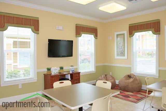 Booker Creek Apartments - Photo 2 of 37