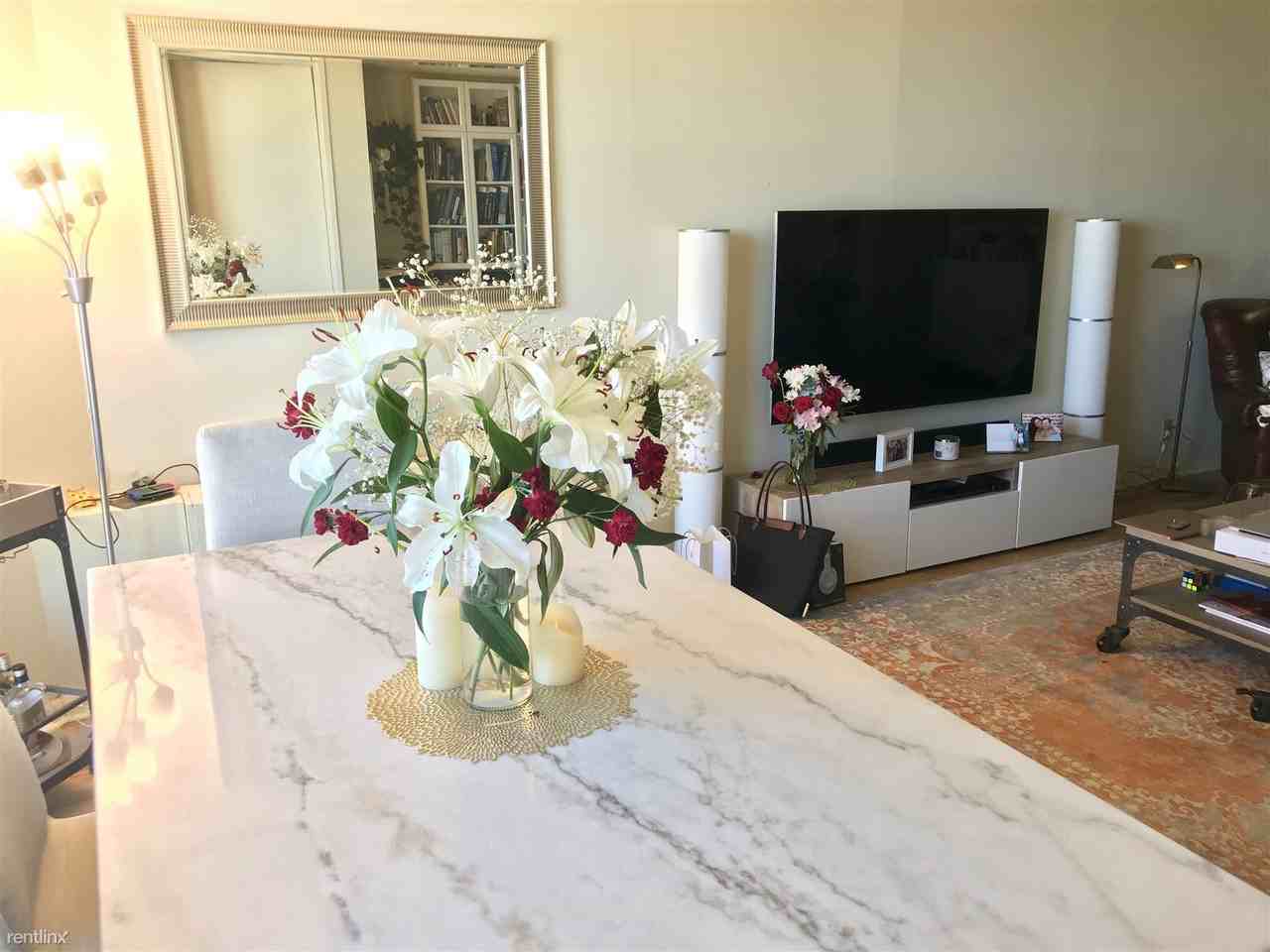 123 York St - Photo 3 of 13