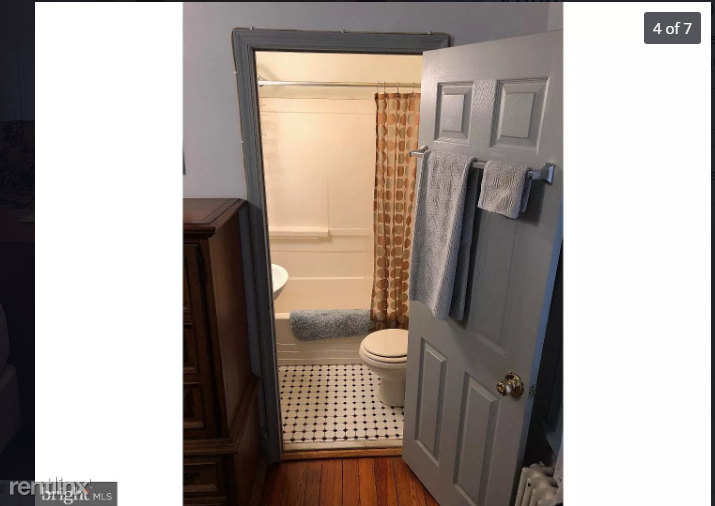 125 E 3rd St #5 - Photo 2 of 6