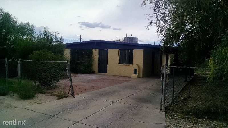 826 W Macarthur St - Photo 2 of 11