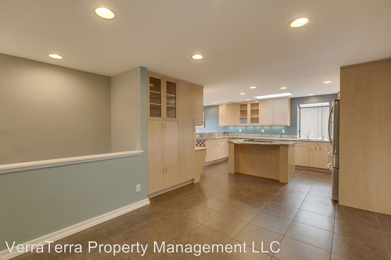 13430 Se 43rd St - Photo 3 of 27