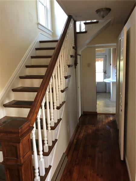 3839 Railroad Ln - Photo 3 of 8