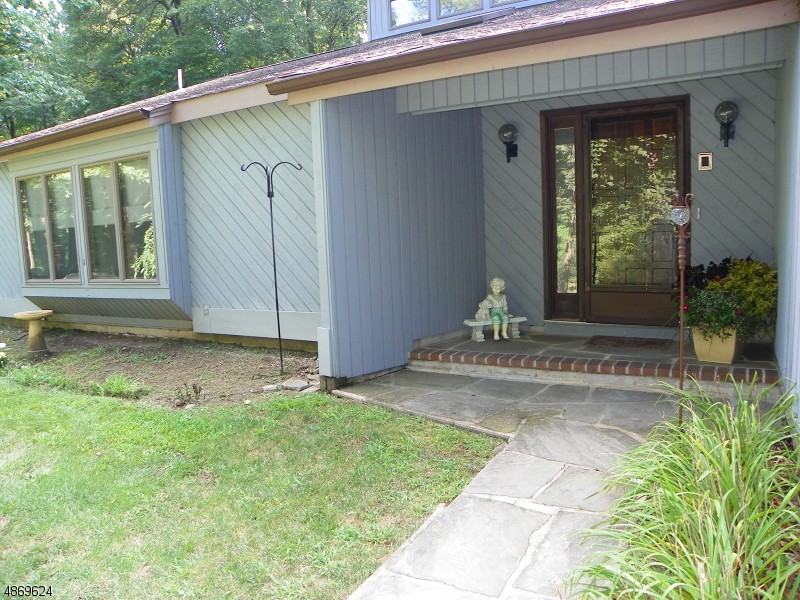 185 Powerville Rd - Photo 2 of 19