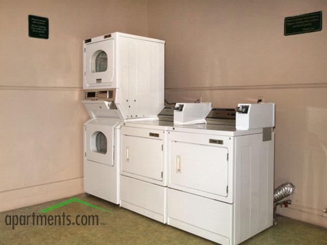 Cherry Cove Apartments - Photo 3 of 18