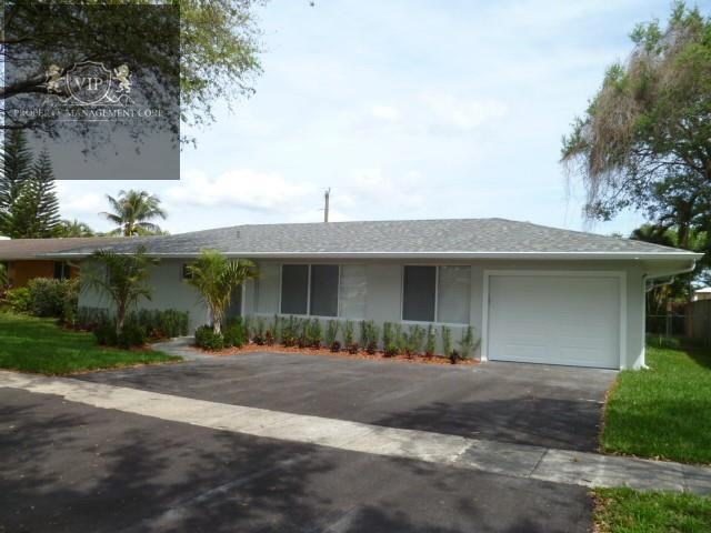 5212 Southwest 90th Terrace - Photo 2 of 18