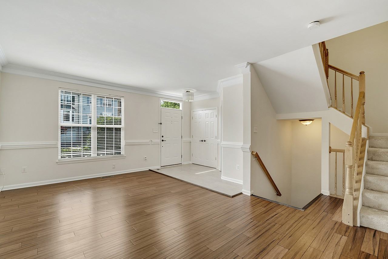 13428 Catapult Ln - Photo 3 of 27