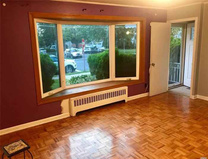 93 Cunningham Ave - Photo 2 of 13