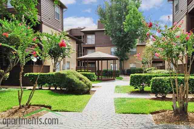 Meadows Southwest Apartments 10440 South Dr, Houston, TX 77099 Zumper