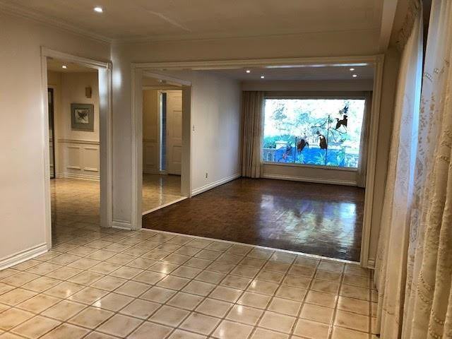 131 Sydel Crescent - Photo 3 of 8