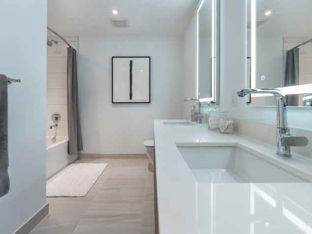 320 Southeast 1st Street - Photo 2 of 8