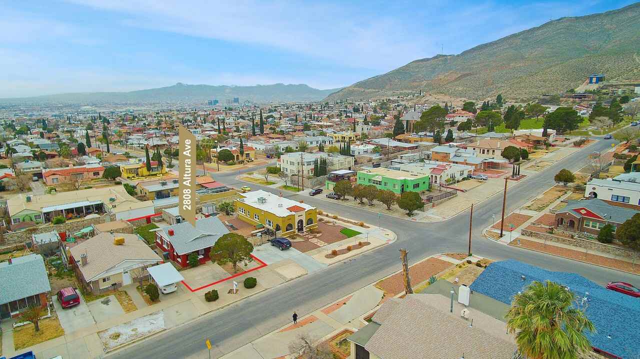 2808 Altura Avenue - Photo 2 of 33