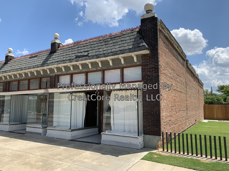 356 S Main St - Photo 3 of 12