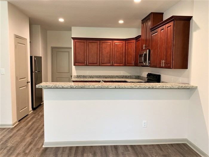 622 Magnolia Bend - Photo 3 of 11