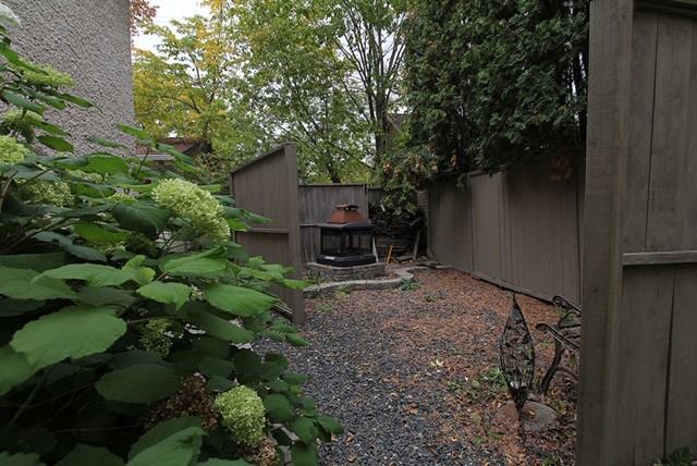 383 Wardlaw Avenue - Photo 2 of 17