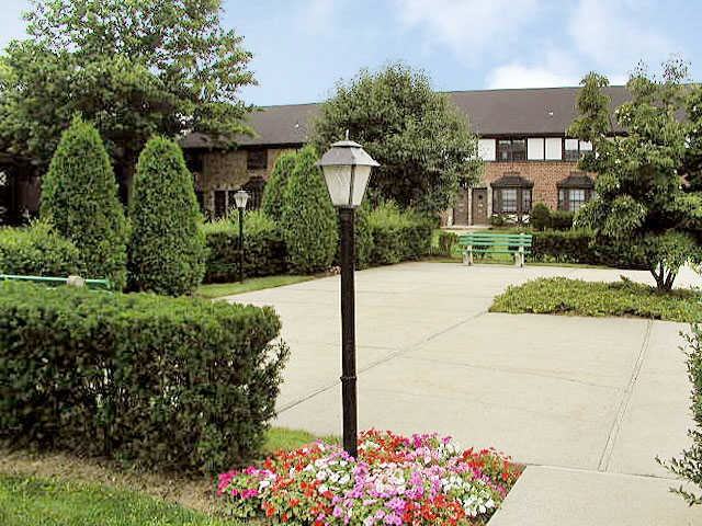 Somerset Village Apartments 1593 August Rd, North Babylon, NY 11703