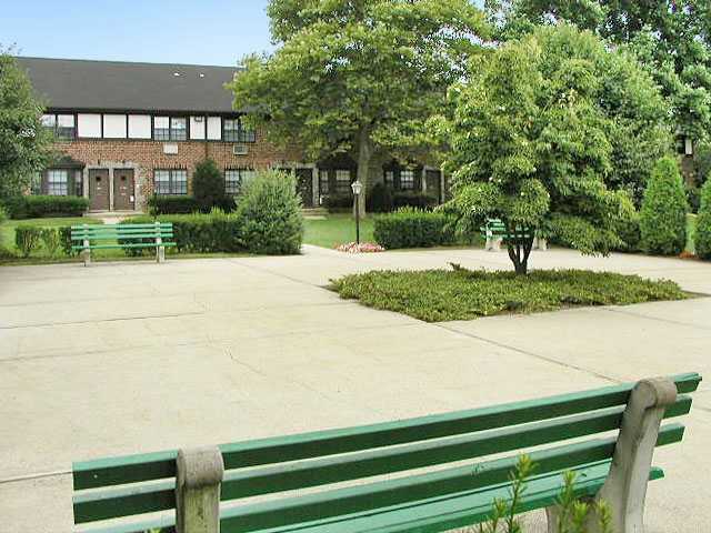 Somerset Village Apartments 1593 August Rd, North Babylon, NY 11703