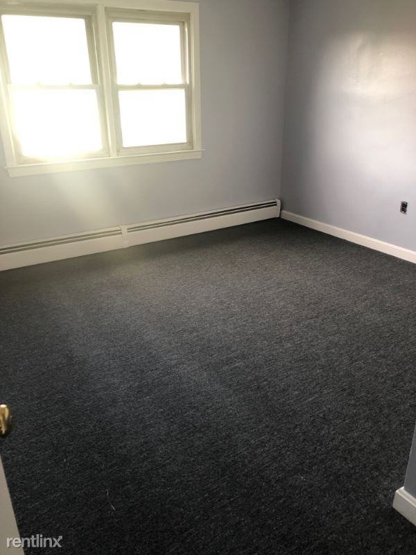 10 Upper Rd - Photo 3 of 7