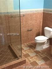 140 Nw 120th Ave - Photo 3 of 4