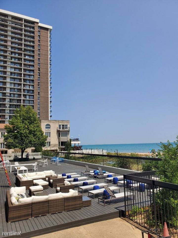 Surfside Apartments - Photo 3 of 30