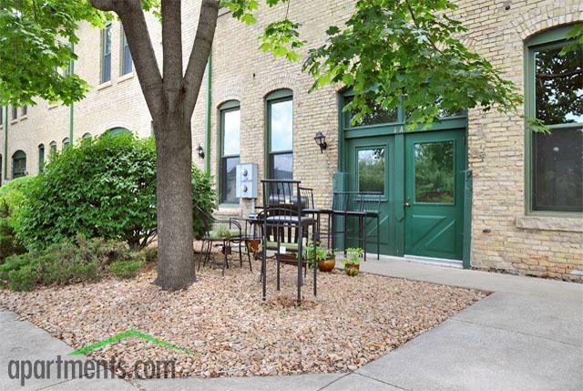 Riverwalk Townhomes & Flats - Photo 3 of 14