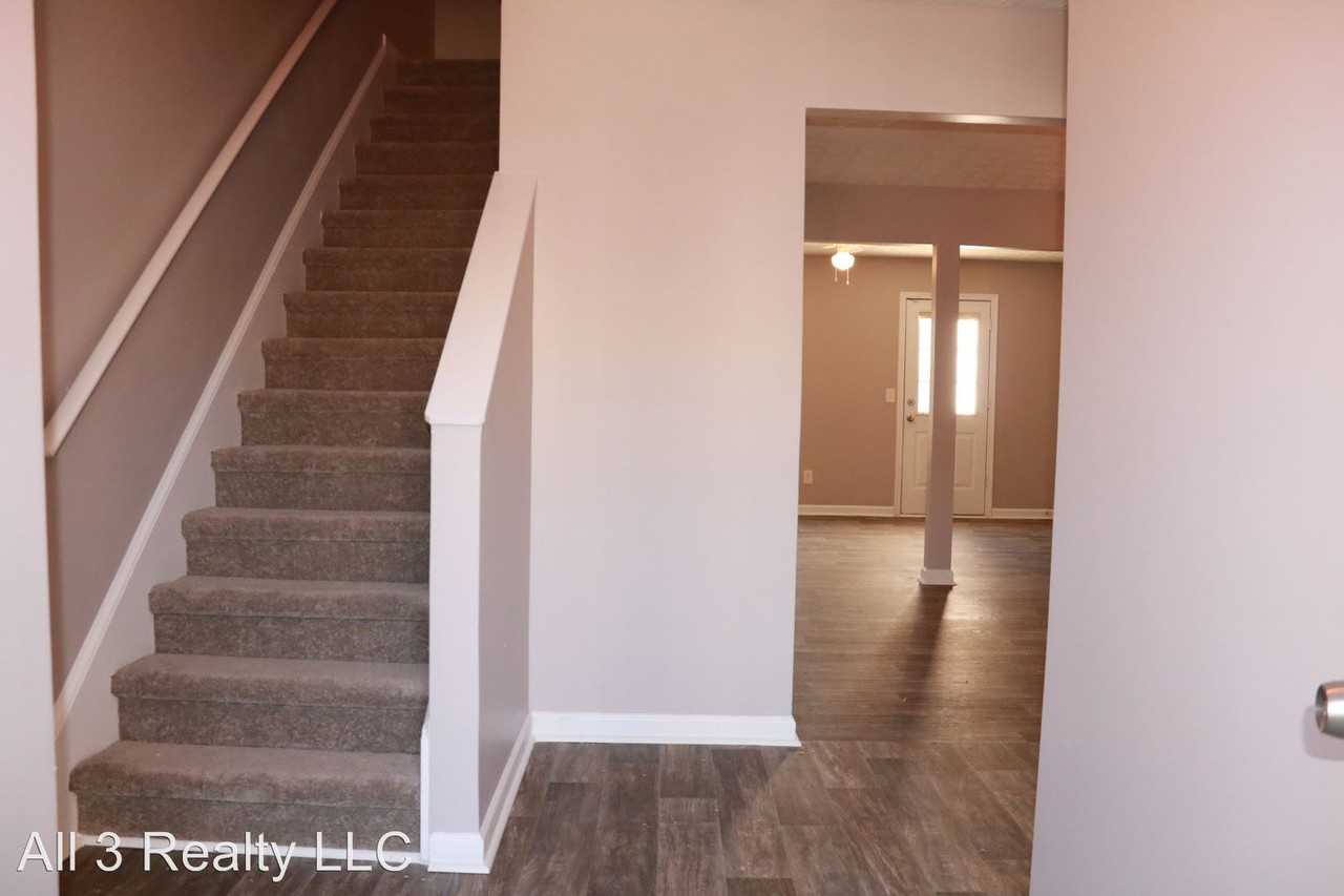 11417 Ashefield Lane - Photo 2 of 35