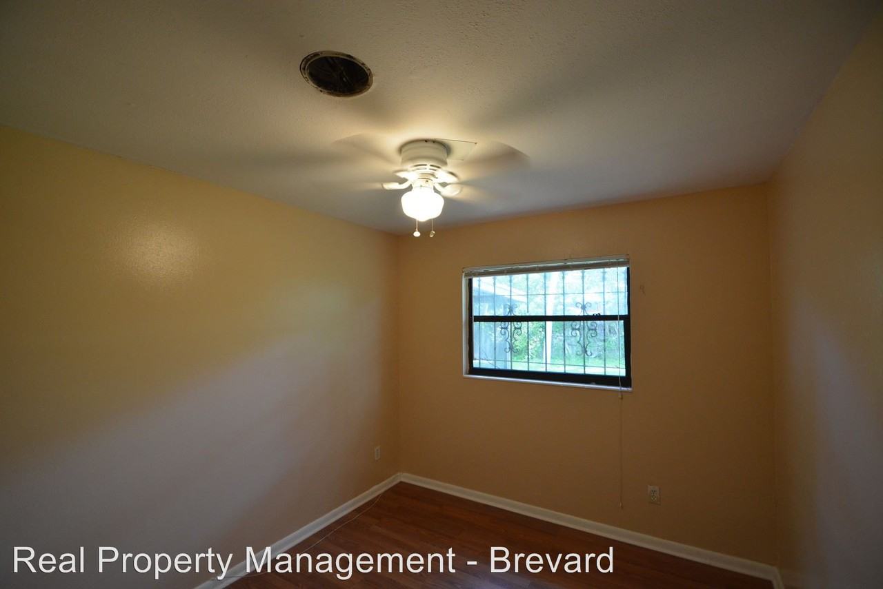 826 Carolina Avenue - Photo 3 of 6