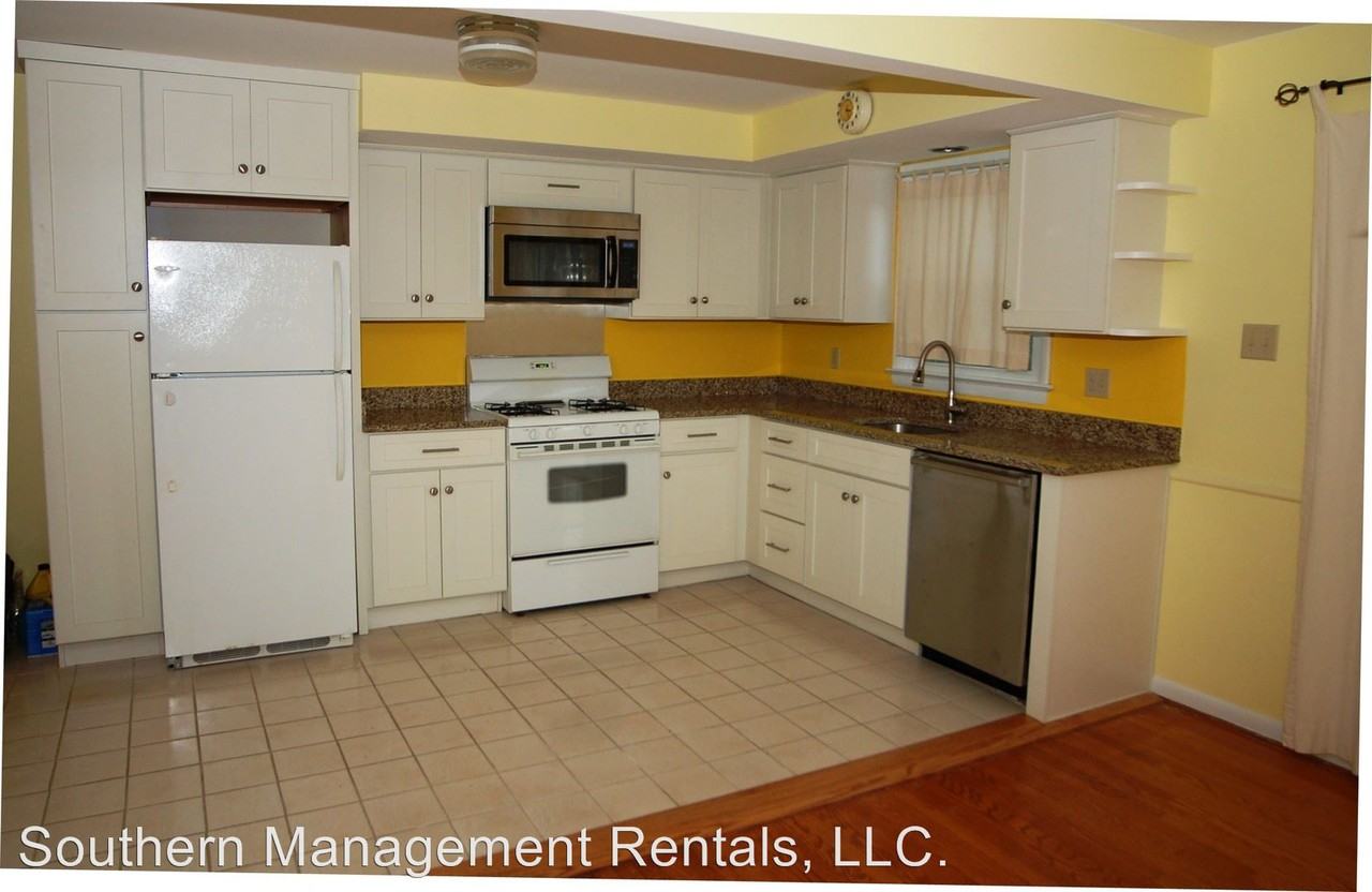2175 Herman Drive - Photo 3 of 8