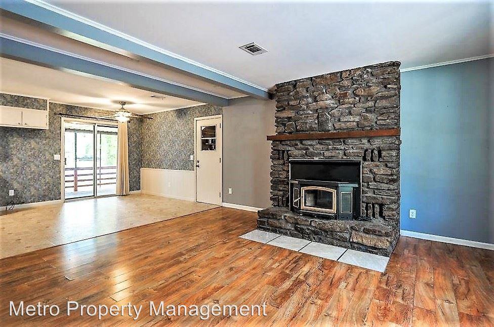 29 Leicester Dr. - Photo 3 of 11