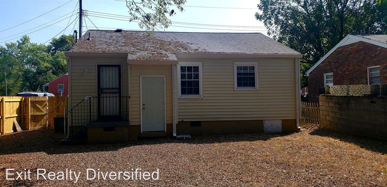 1727 Buchanan Ct - Photo 2 of 9