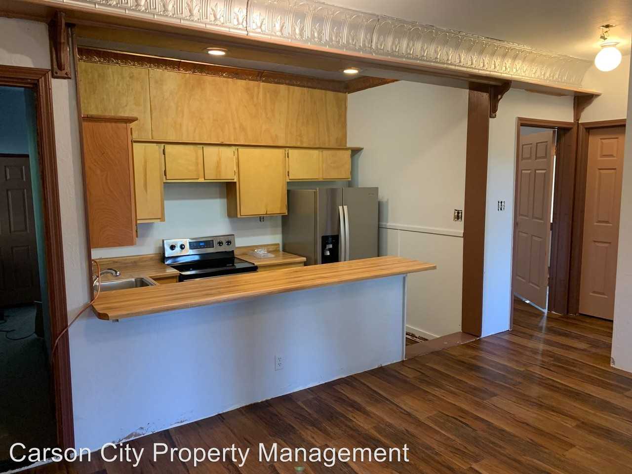 1015 Us Highway 395 N - Photo 2 of 9