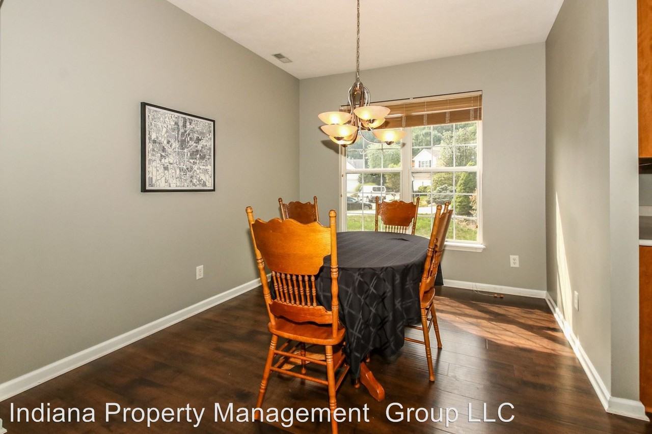 5860 Hornbean Ct - Photo 2 of 16