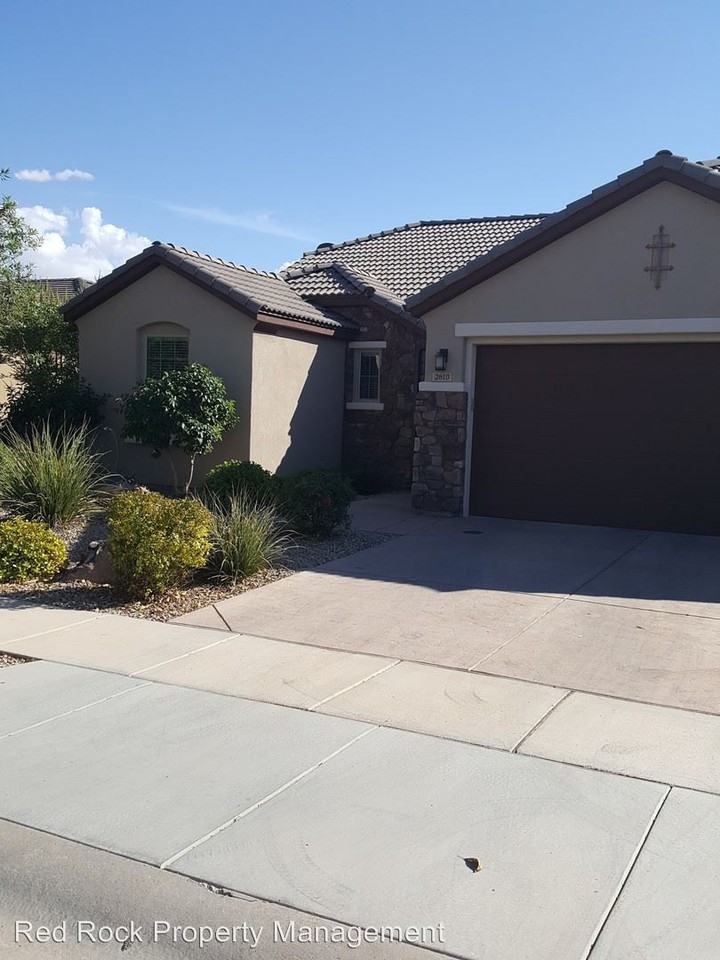 2610 E. Clear Point Drive - Photo 3 of 50