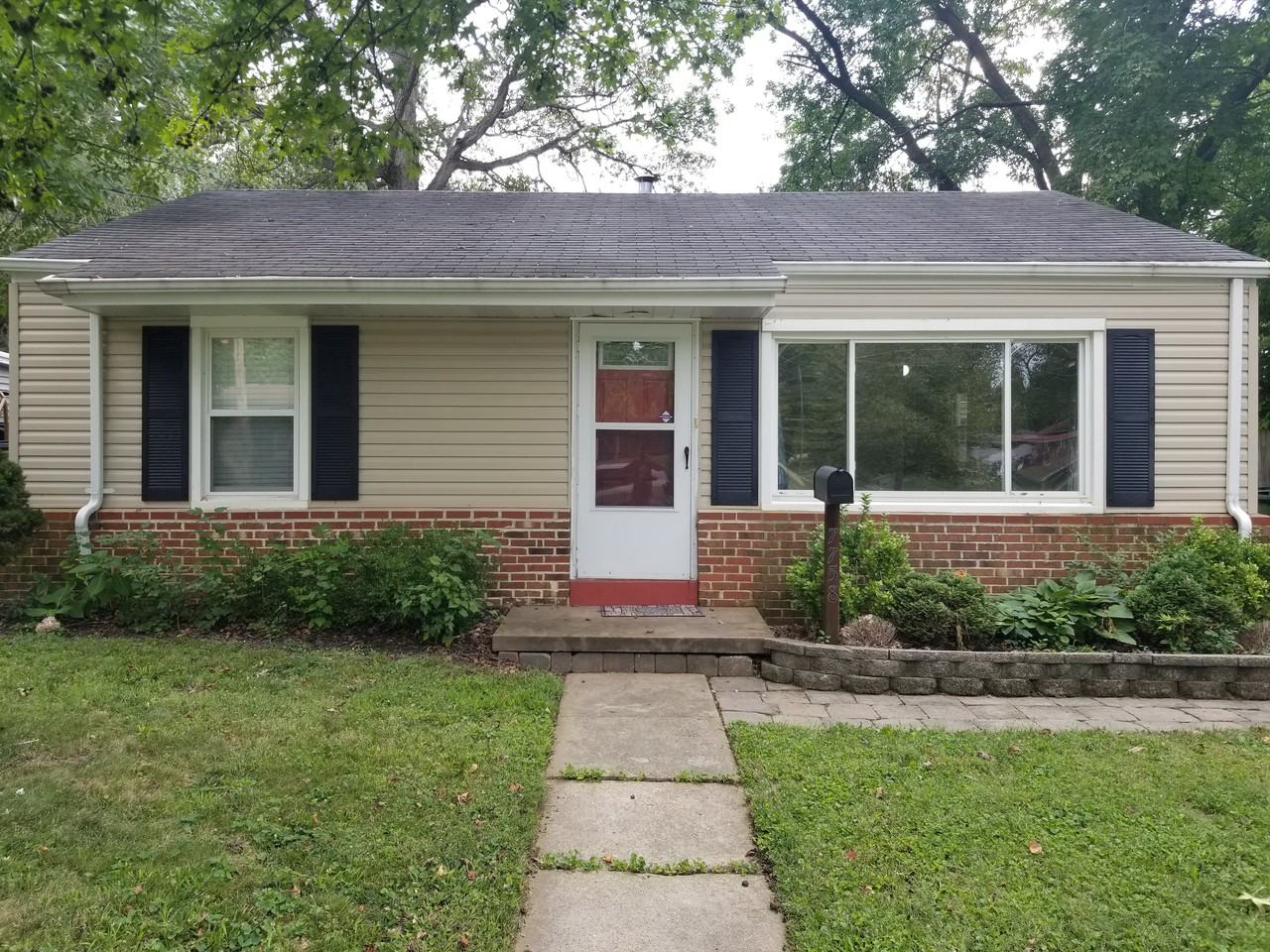 7758 Jerome Ave - Photo 2 of 12