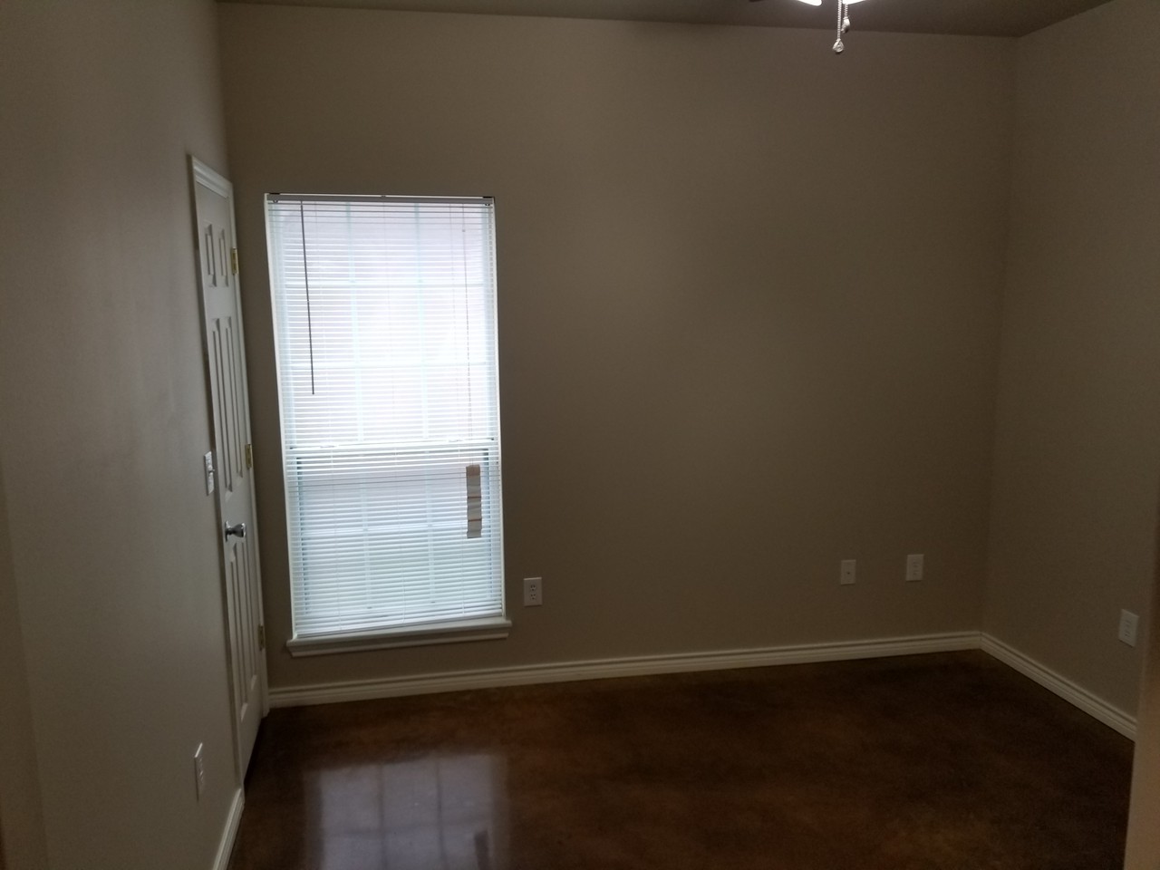 107 Ivy Terrace St - Photo 7 of 9