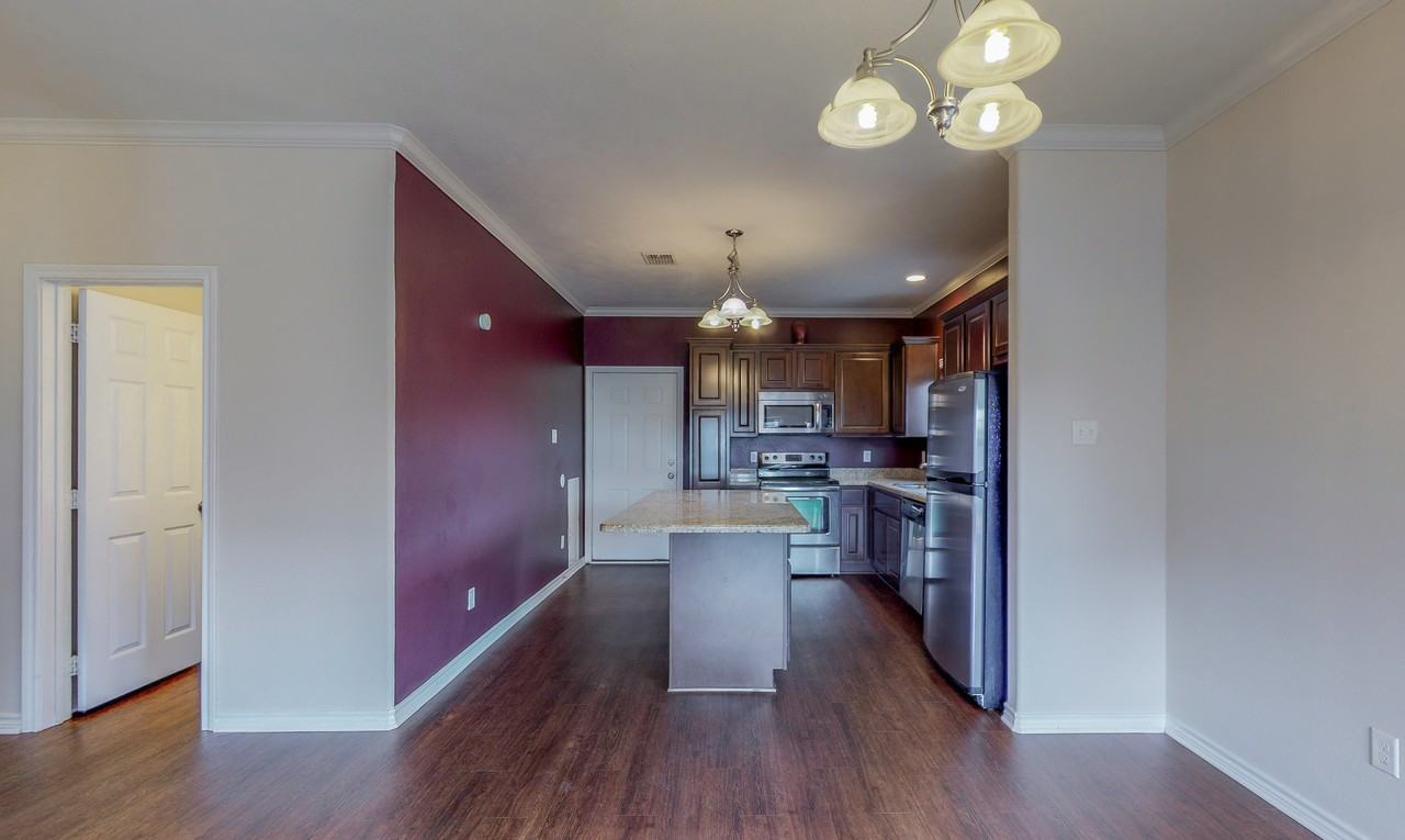 2487 Horse Shoe Dr - Photo 3 of 43