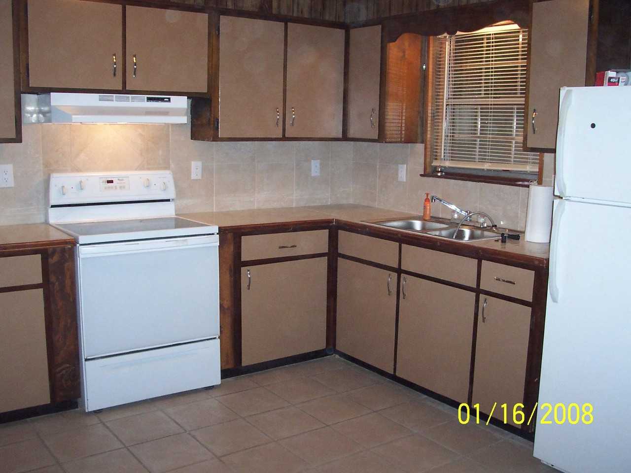460 N 12th Street N - Photo 2 of 6