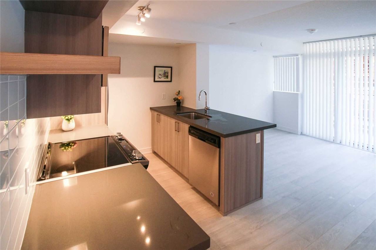 50 Wellesley Street East #32