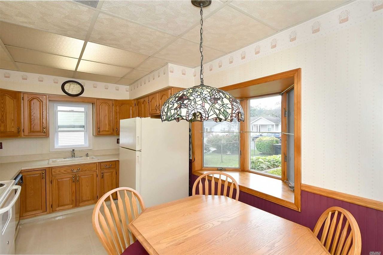 19 Milne St - Photo 2 of 12